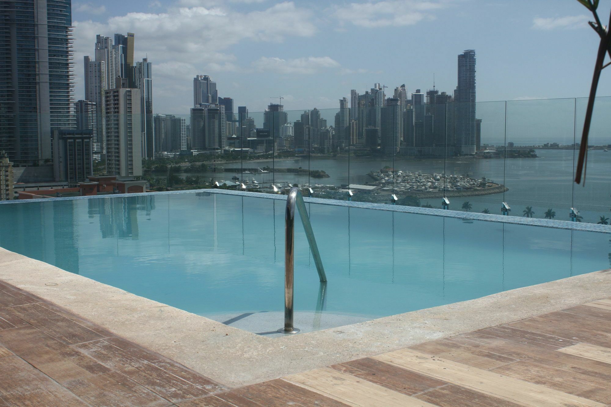 Innfiniti Hotel & Suites Panamaváros Kültér fotó